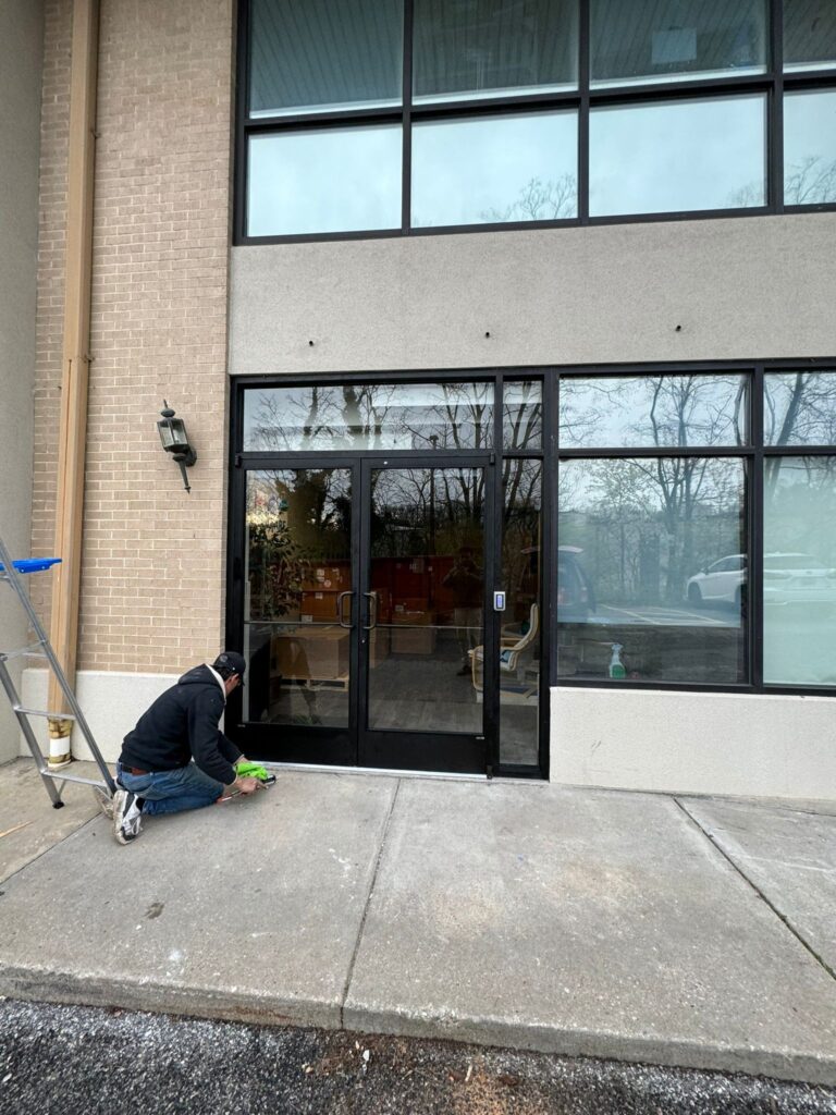 Glass Repair in Virginia
