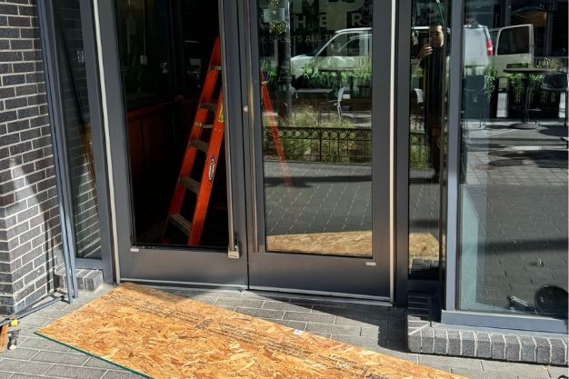 Why Every Business Needs Dependable Emergency Door Repair in Baltimore